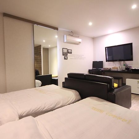 Paradise Hotel Gunsan Ngoại thất bức ảnh